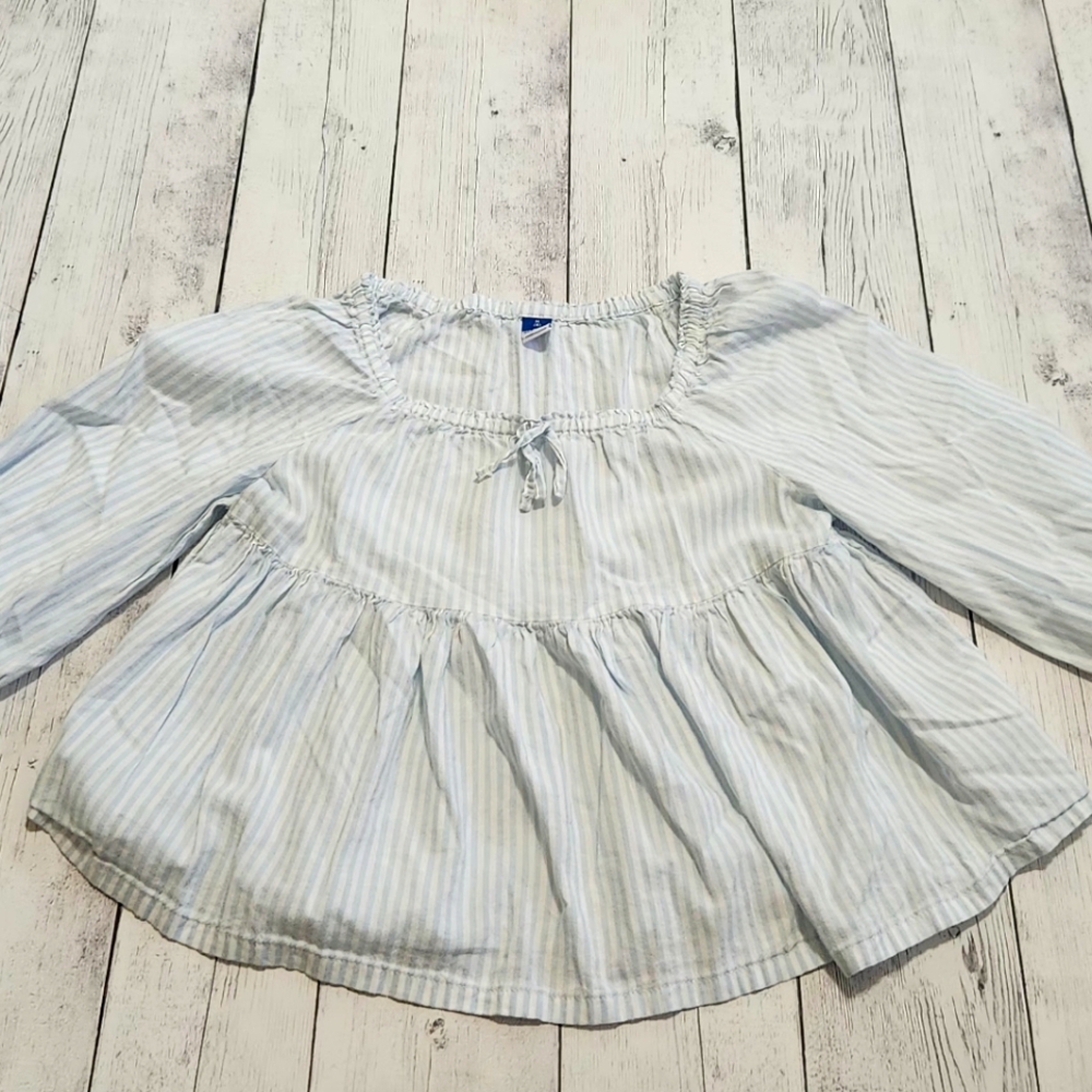 Old Navy Girls Size 8 Blue/white Striped Flowy Top